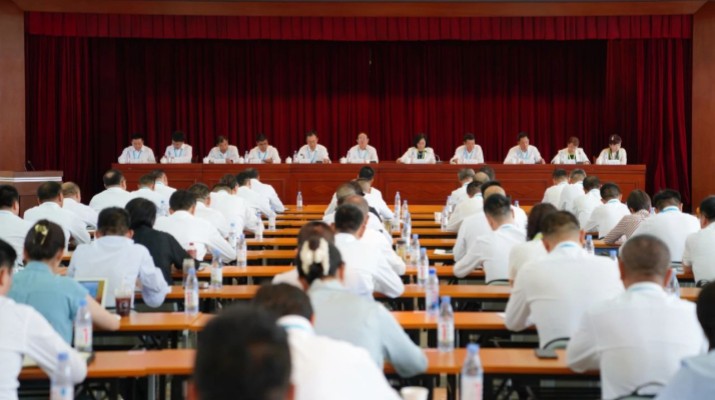 甘肃文旅集团召开2025年上半年工作会暨生产经营调度会