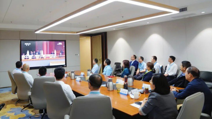 甘肃文旅集团组织观看纪念中国人民抗日战争暨世界反法西斯战争胜利80周年纪念大会